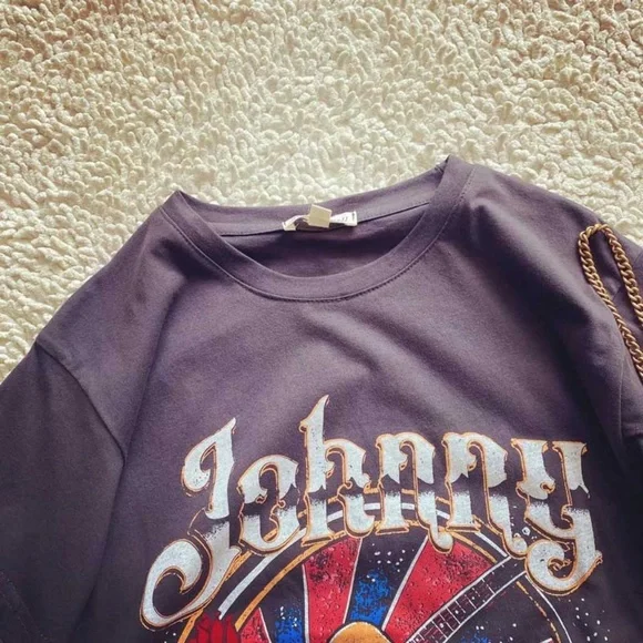 Graphic tee listing for posh live show - Picture 2 of 9